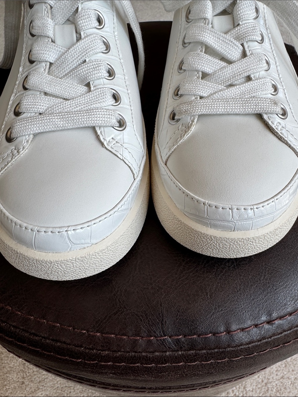 NWOT Vionic Winny White Leather Lace-Up Sneakers SZ 7 - Picture 10 of 10